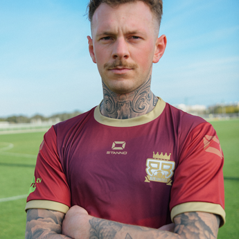 B2B United Auswärtstrikot